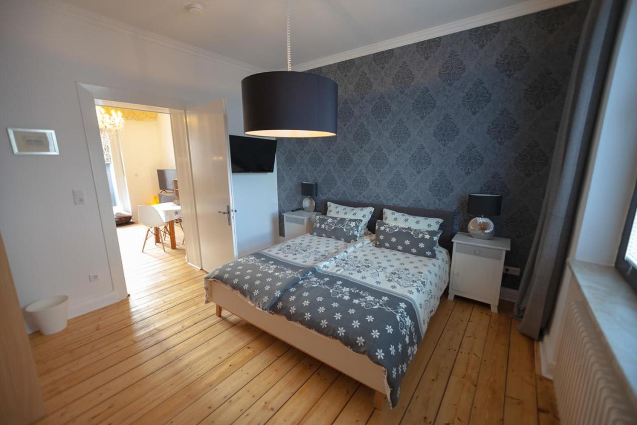 Apartmenthaus Lorbach Золинген Экстерьер фото